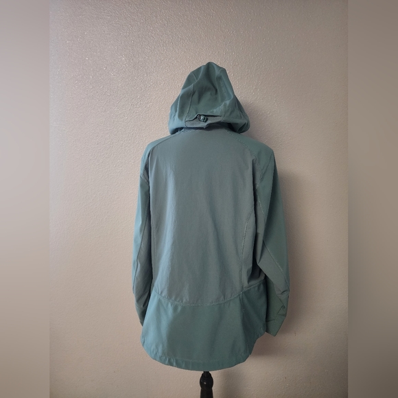 Eddie Bauer - Picture 4 of 7